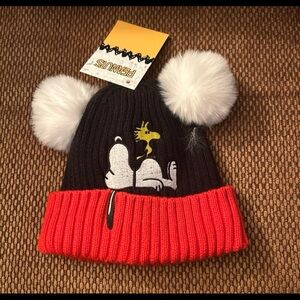Peanuts Snoopy Kids Beanie - Black, Red, and White